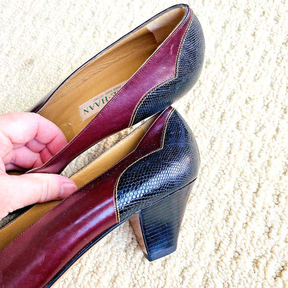 Vintage Cole Haan Ladies Shoes Classic Leather Wingtip Pumps Black & Brown 9AA - Picture 7 of 14